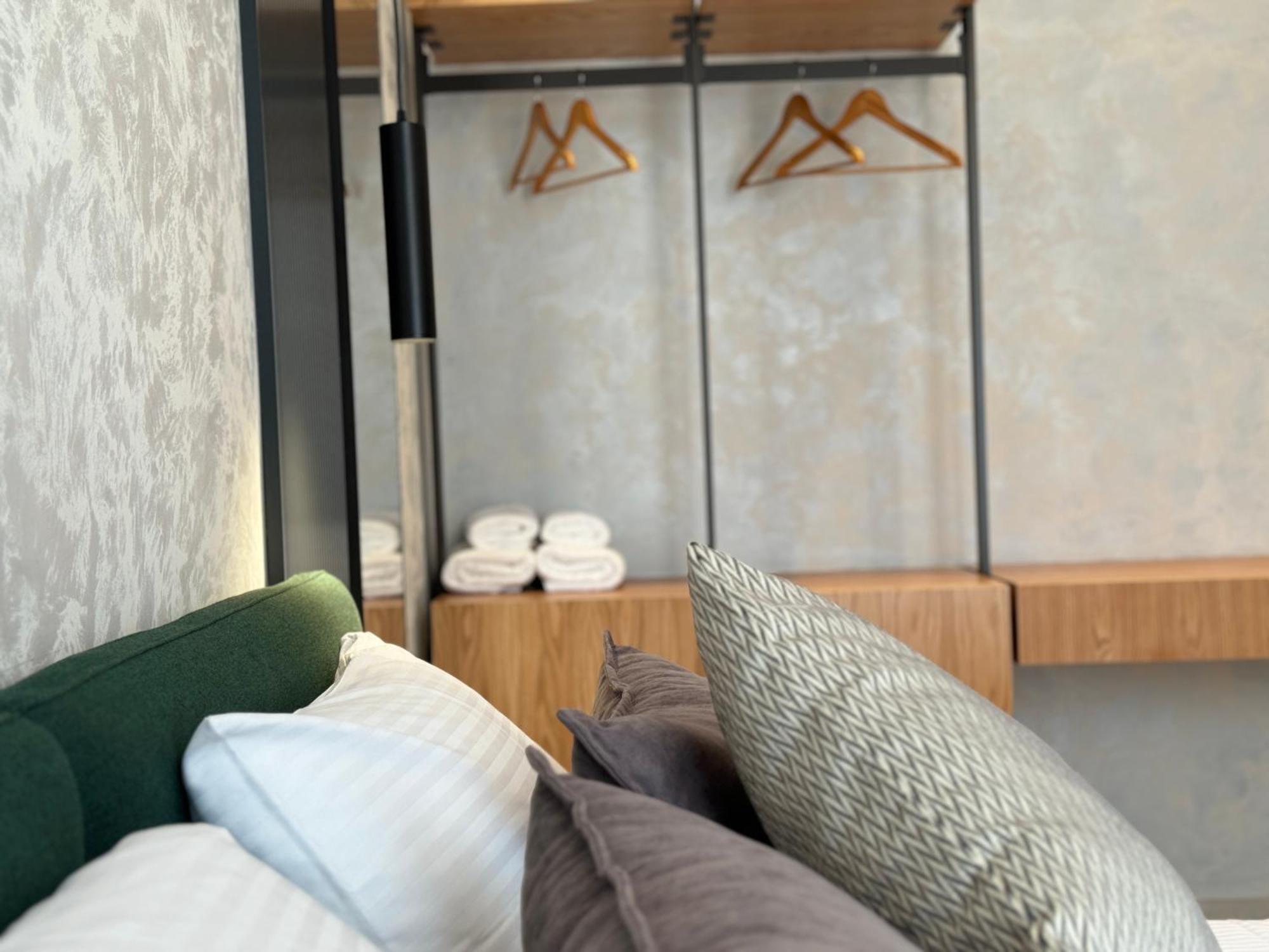 Twins Hotel Влёра Экстерьер фото